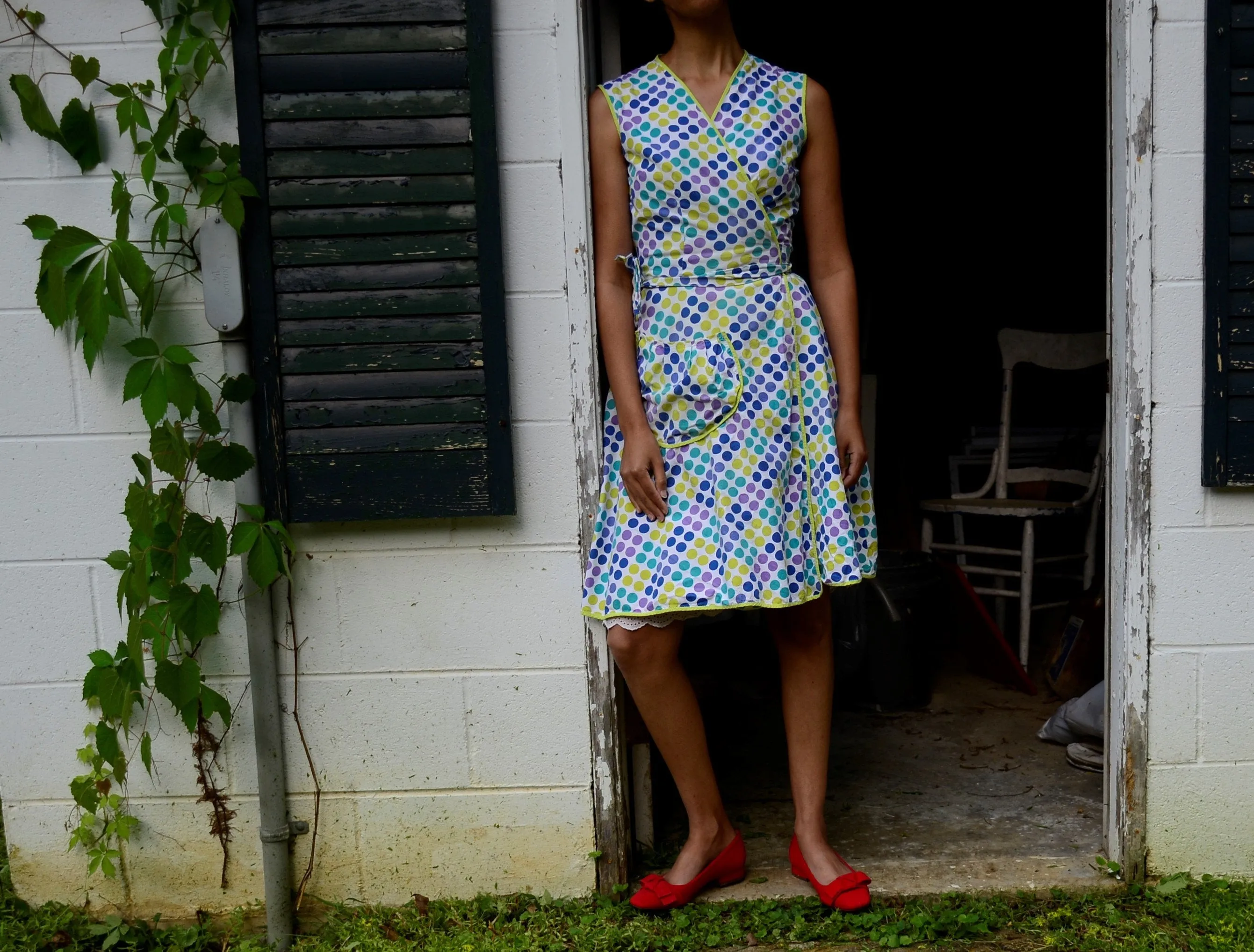 1950s cotton dot print fit and flare wrap dress / 50s cotton day dress // small-medium