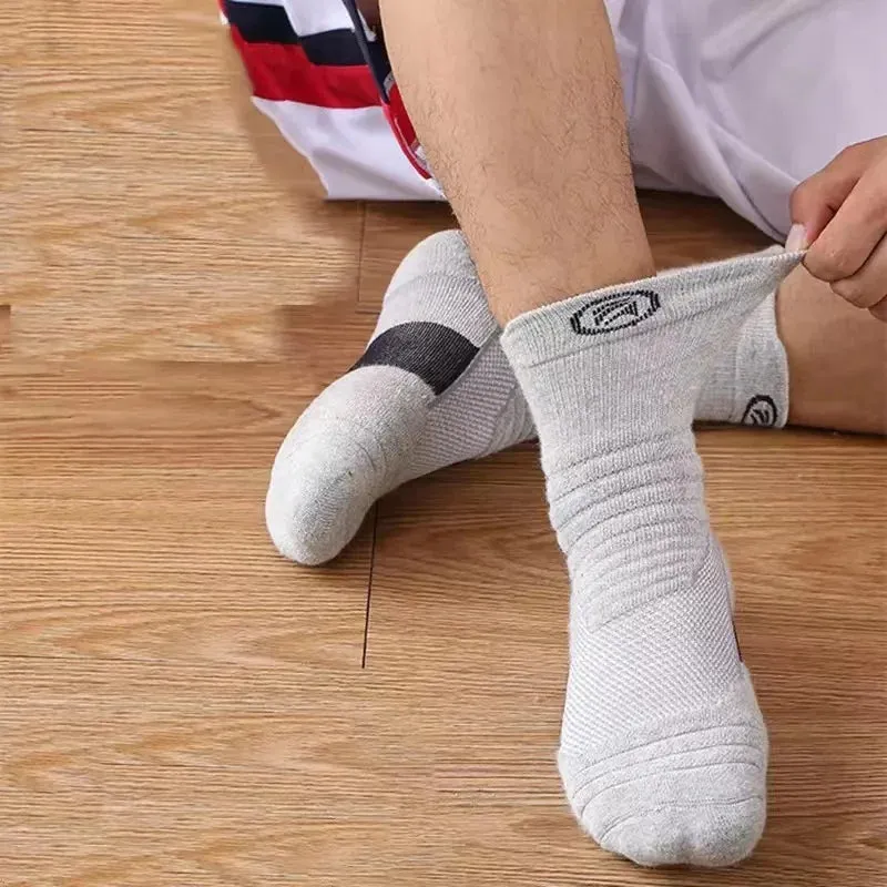 3 Pairs Anti-Slip Sports Socks for Men and Women