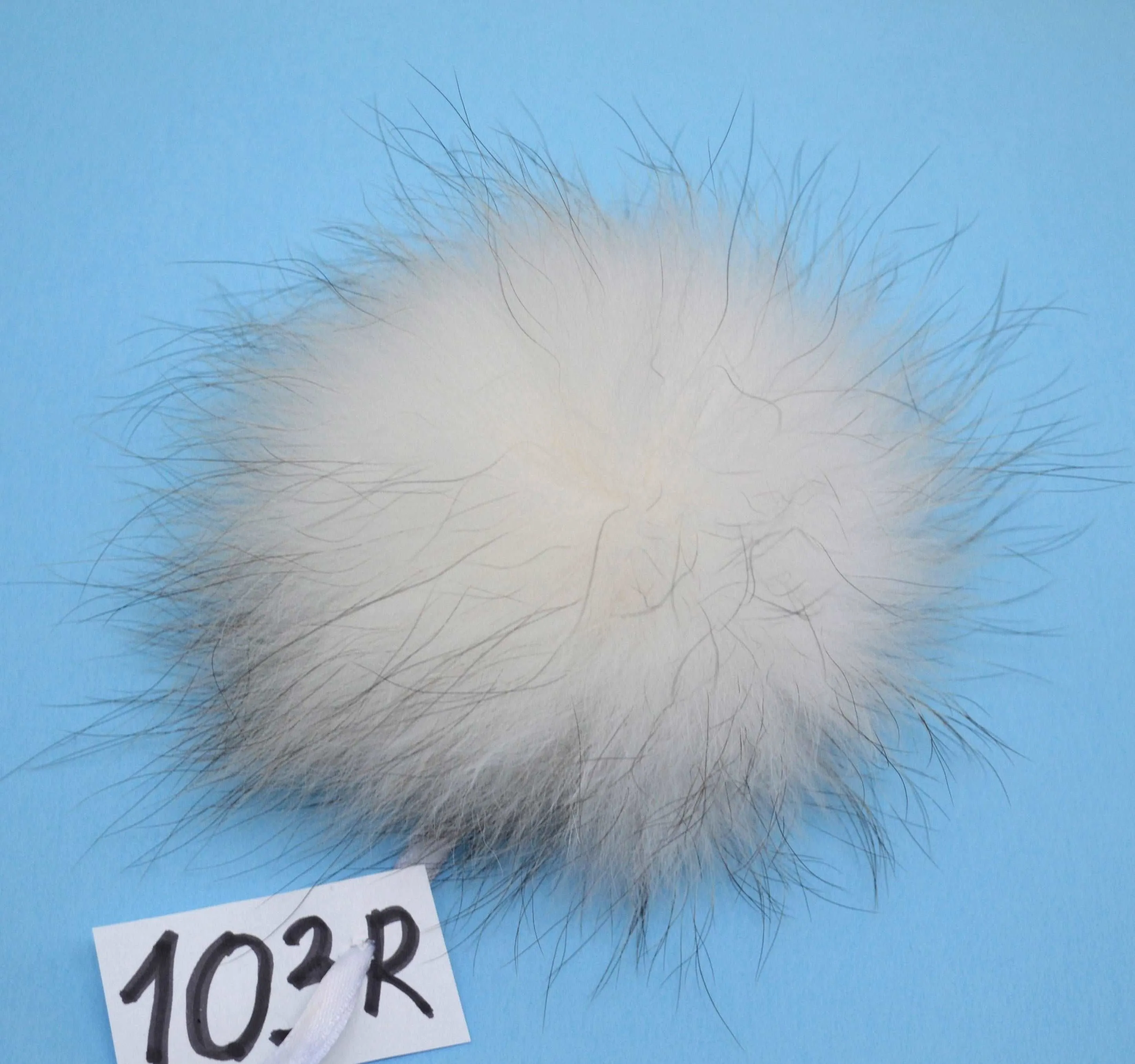 7-8,5"  LARGE FUR POM Pom! White Raccoon Pom Pom for Hat Beanie Tuque Winter Knit Hat Large Pom Pom Fluffy Raccoon Pom Pom Fur Ball Children