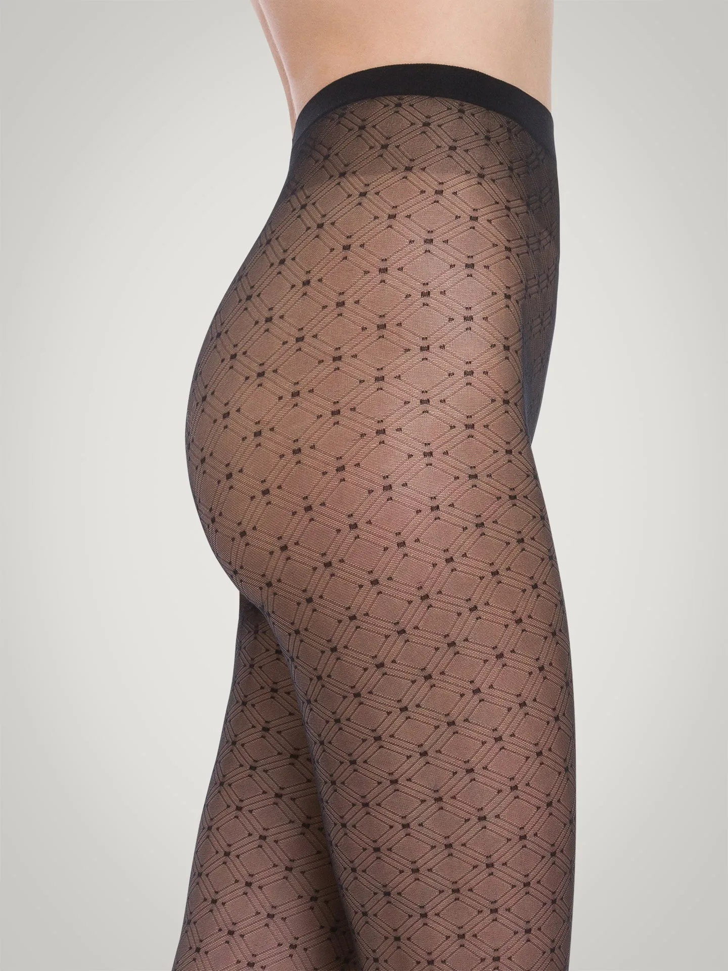 Diamond Net Tights in Black