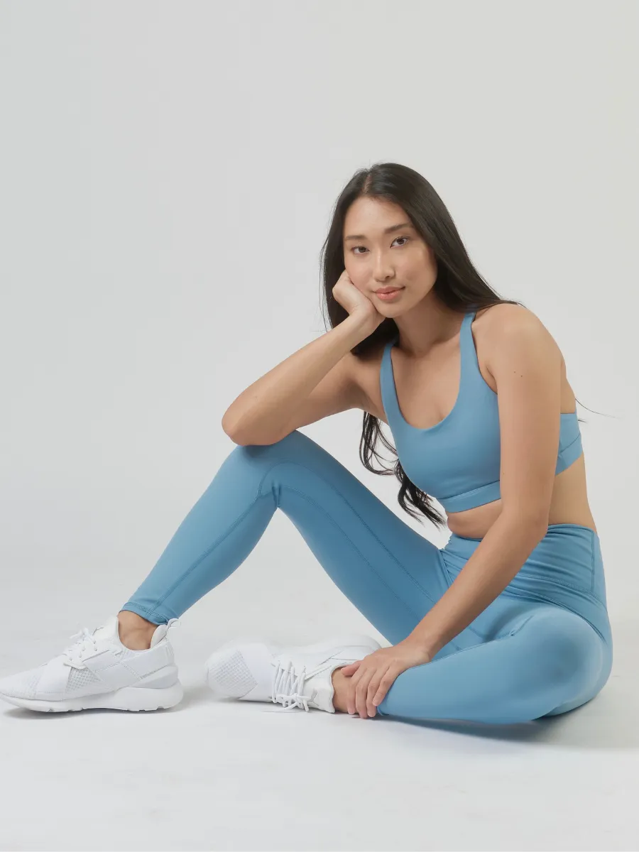 Easy Stretch 7/8 Leggings in Lake Blue