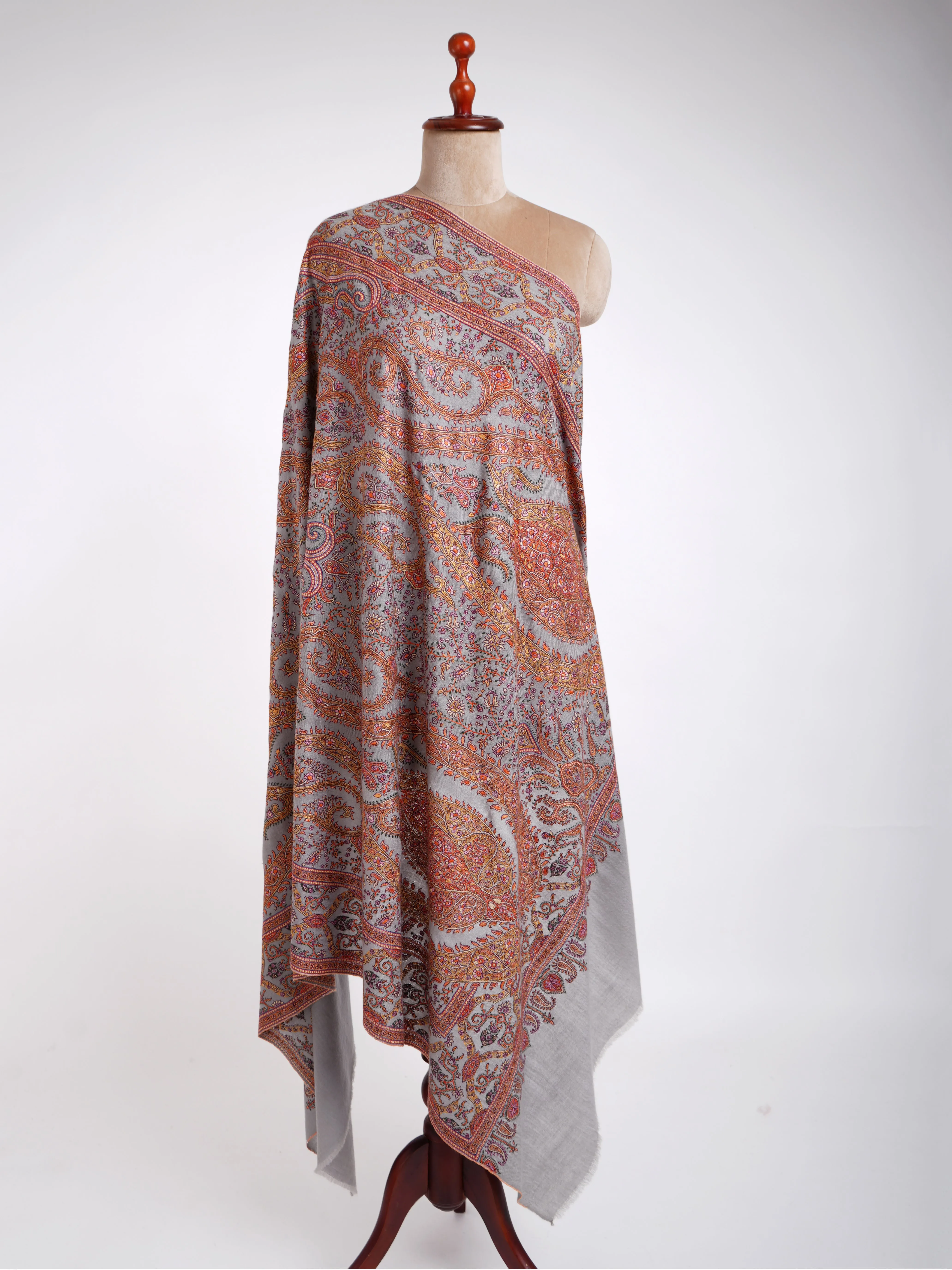 Hand Embroidered Sozni Pashmina Jamavar Shawl