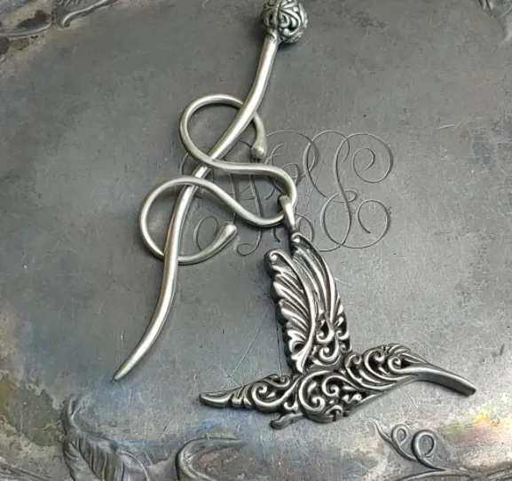 Hummingbird Filigree Charm Lock Shawl Pin