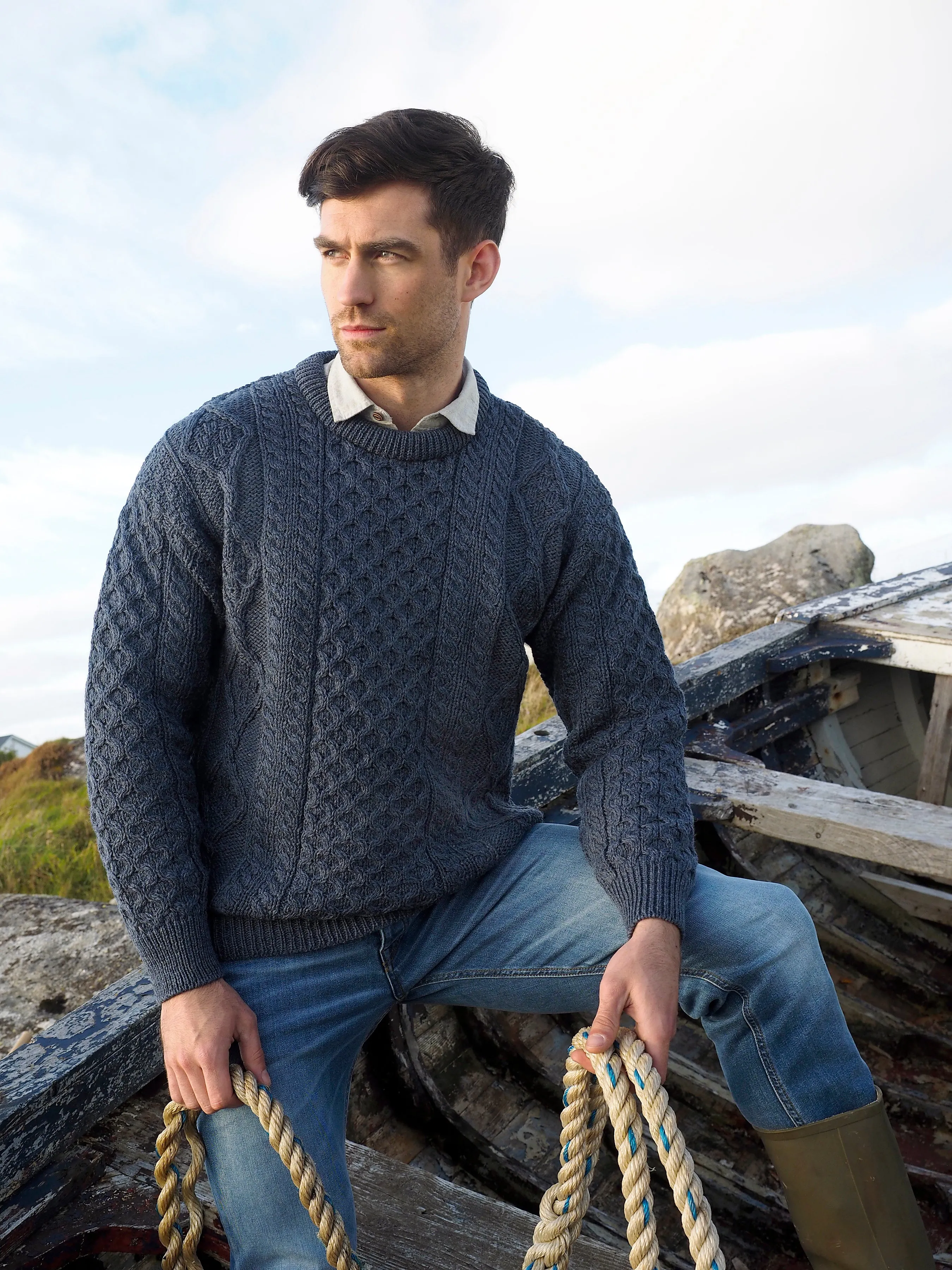 LIGHTWEIGHT TRADITIONAL IRISH ARAN SWEATER