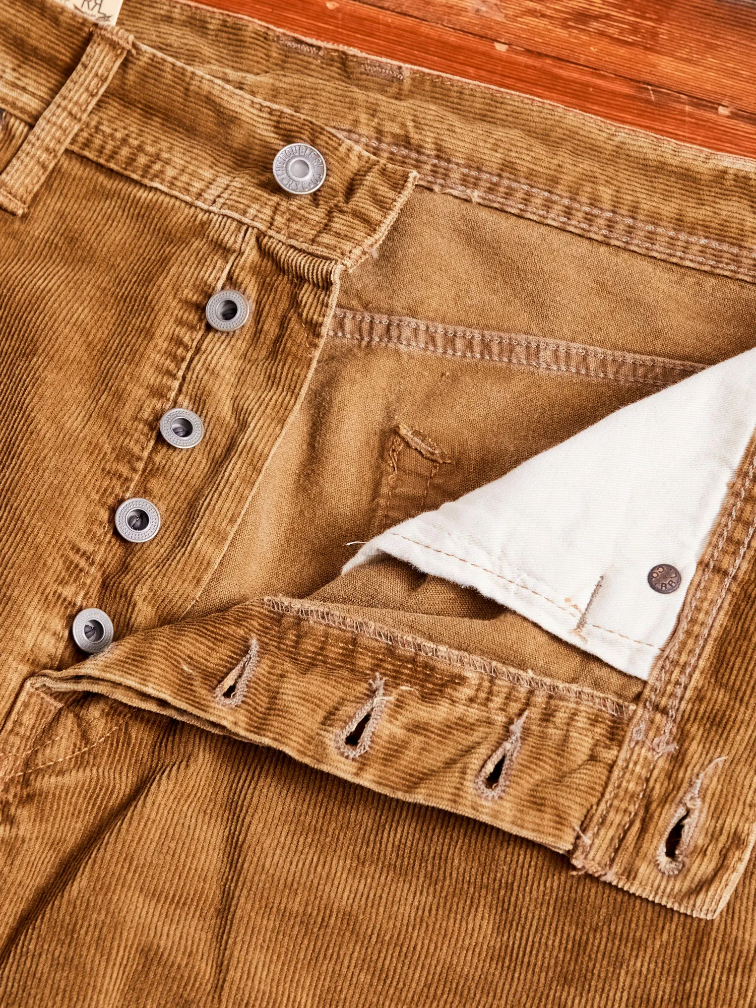 "Ro-Buck" Straight Fit Corduroy Pants in Tan