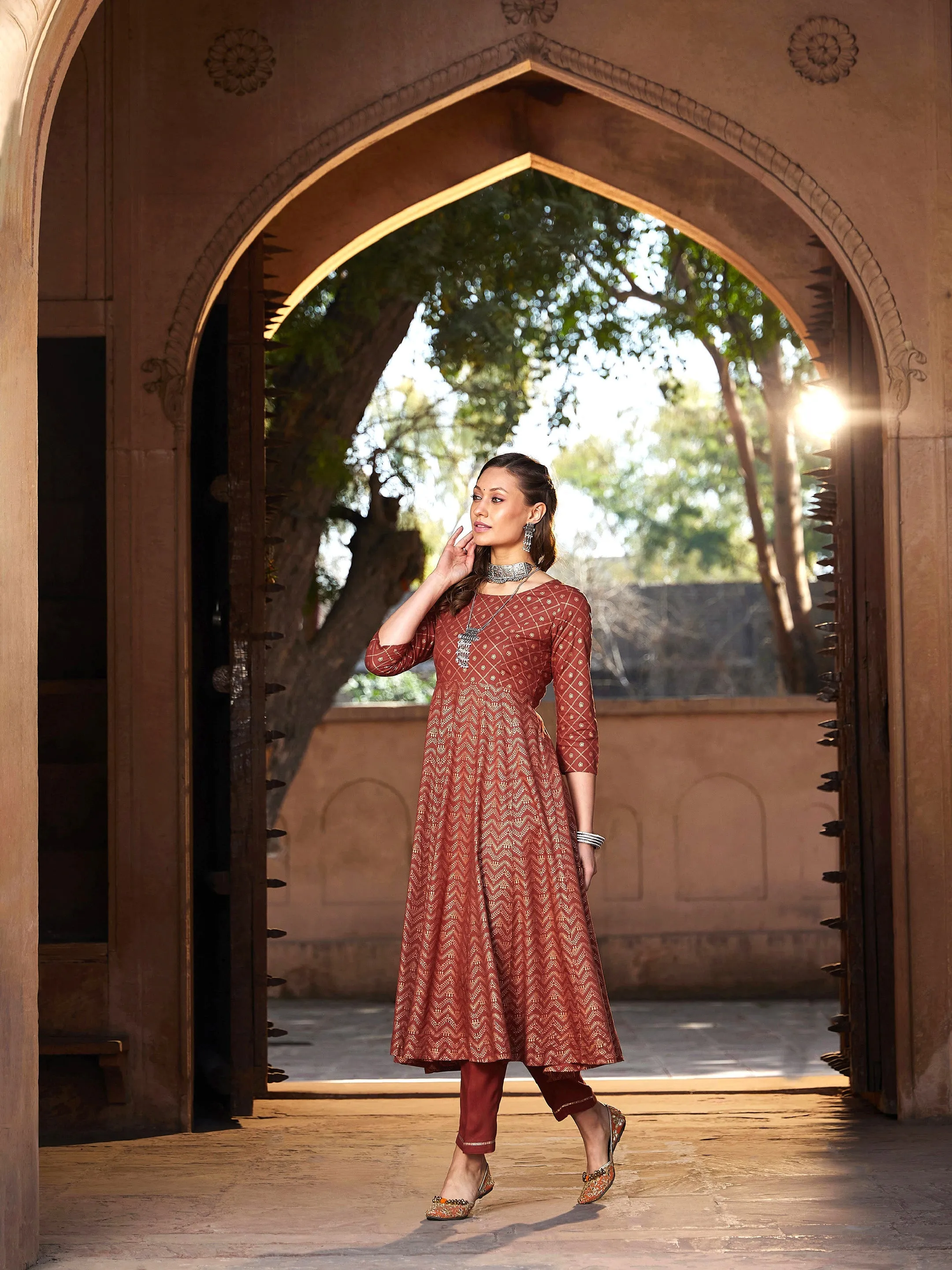 Women Rust Chevron Foil Anarkali Kurta With Pants