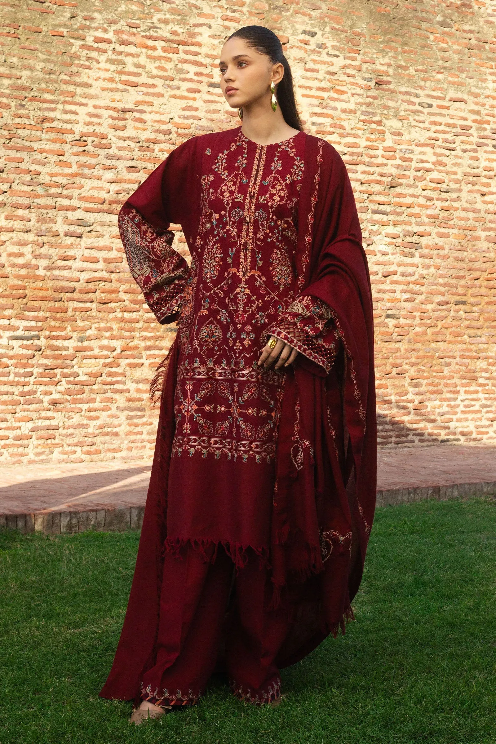 Zara Shahjahan Winter '24 – RAHA-D8