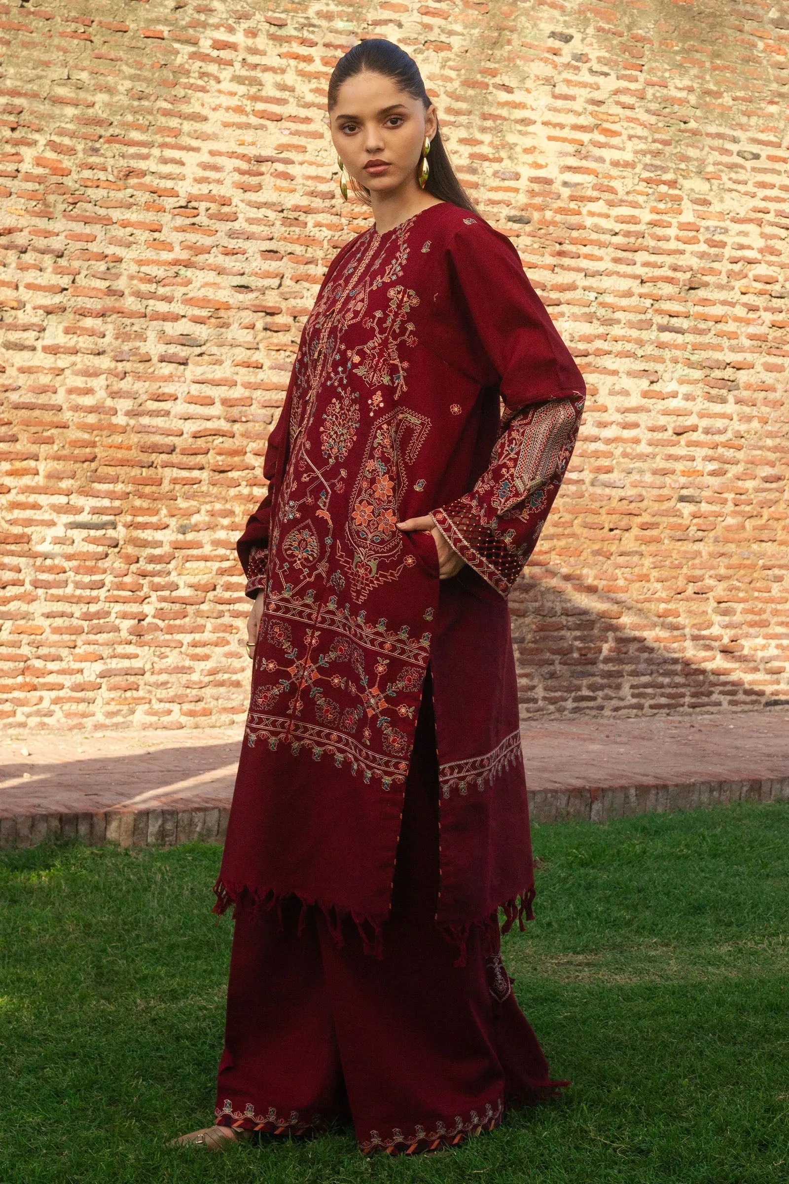 Zara Shahjahan Winter '24 – RAHA-D8